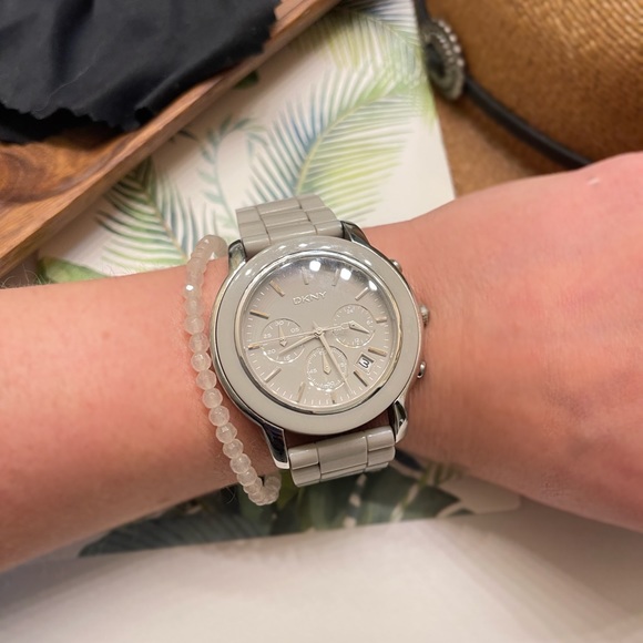 DKNY Taupe Resin Band Chronograph Watch Unisex - Picture 7 of 7